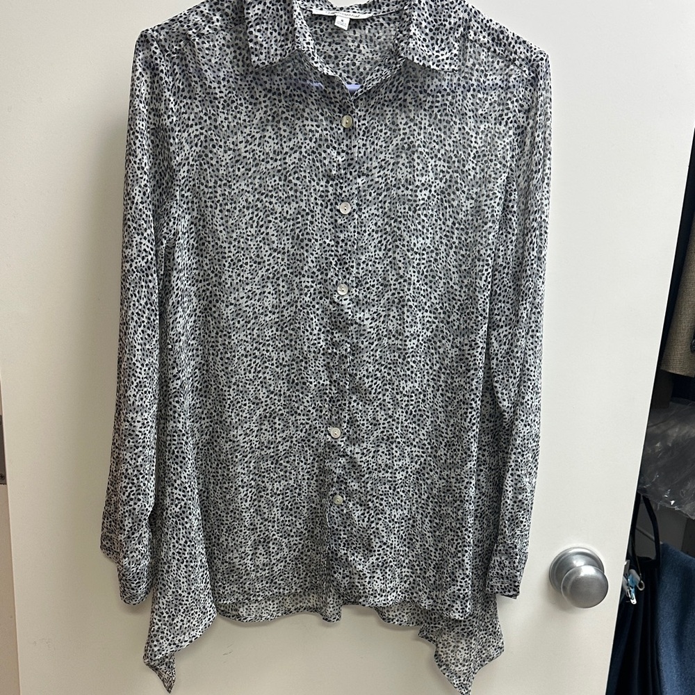 Stylish Black and White Blouse